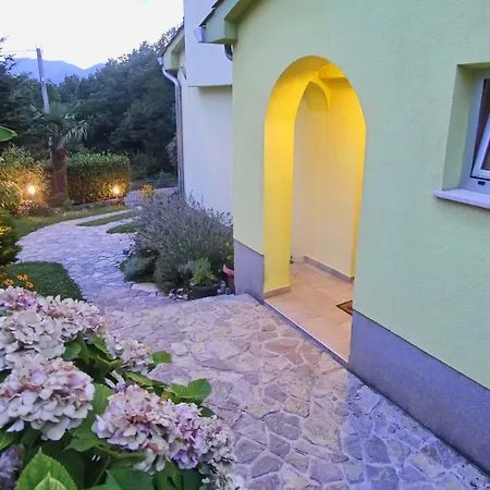 Villa Mary *